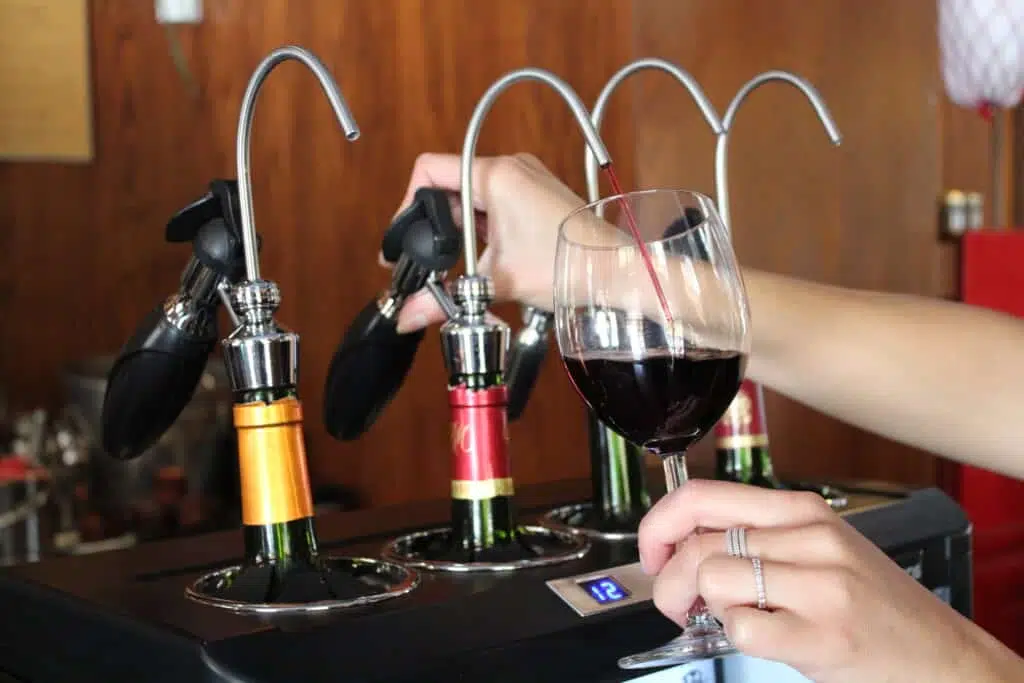 SINGLE] 8 Bottle Wine Dispenser For Self Serve - Wine Dispensers & Wine  Preservation