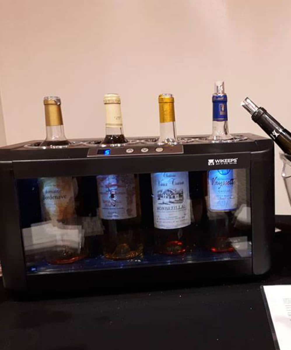 4-bottle wine cellar