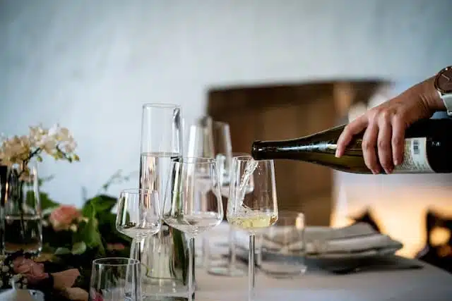 Champagne et la fête - Spanish sparkling wine