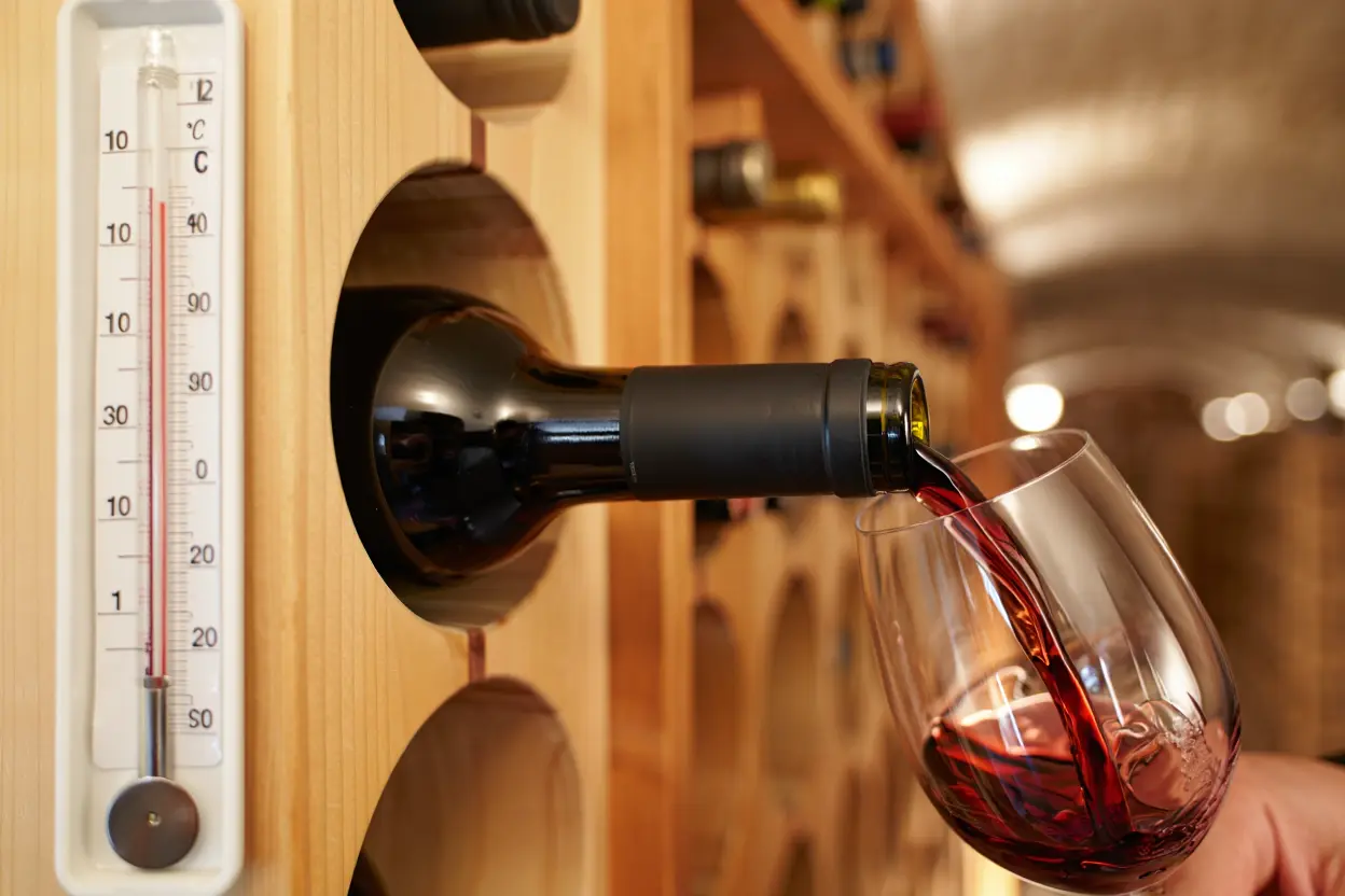 Bouteille de Pinot Noir après ouverture en conservation